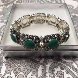 Antique looking bracelet with turquoise